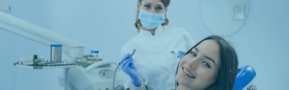 stomatolog z pacjentem